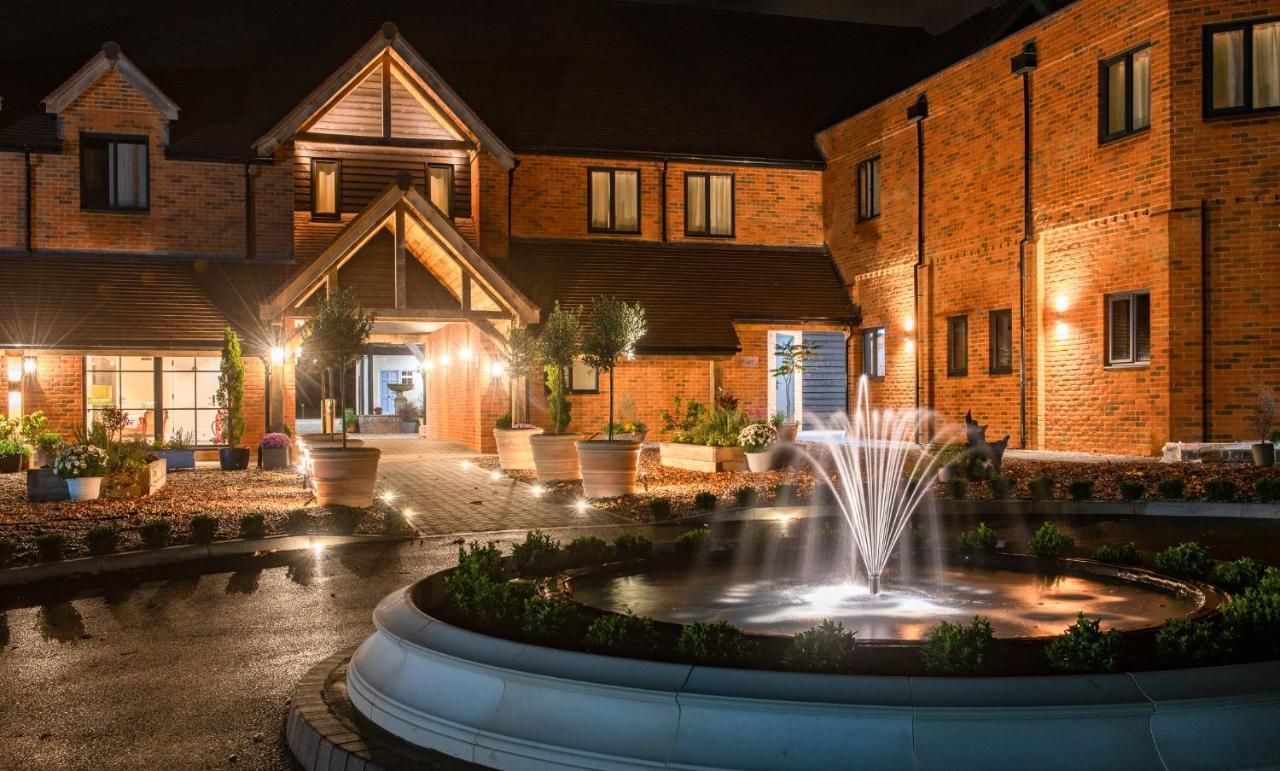 Cottesmore Hotel Golf & Country Club Crawley  Exterior foto
